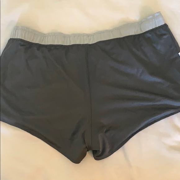 Nike Shorts - Picture 2 of 2